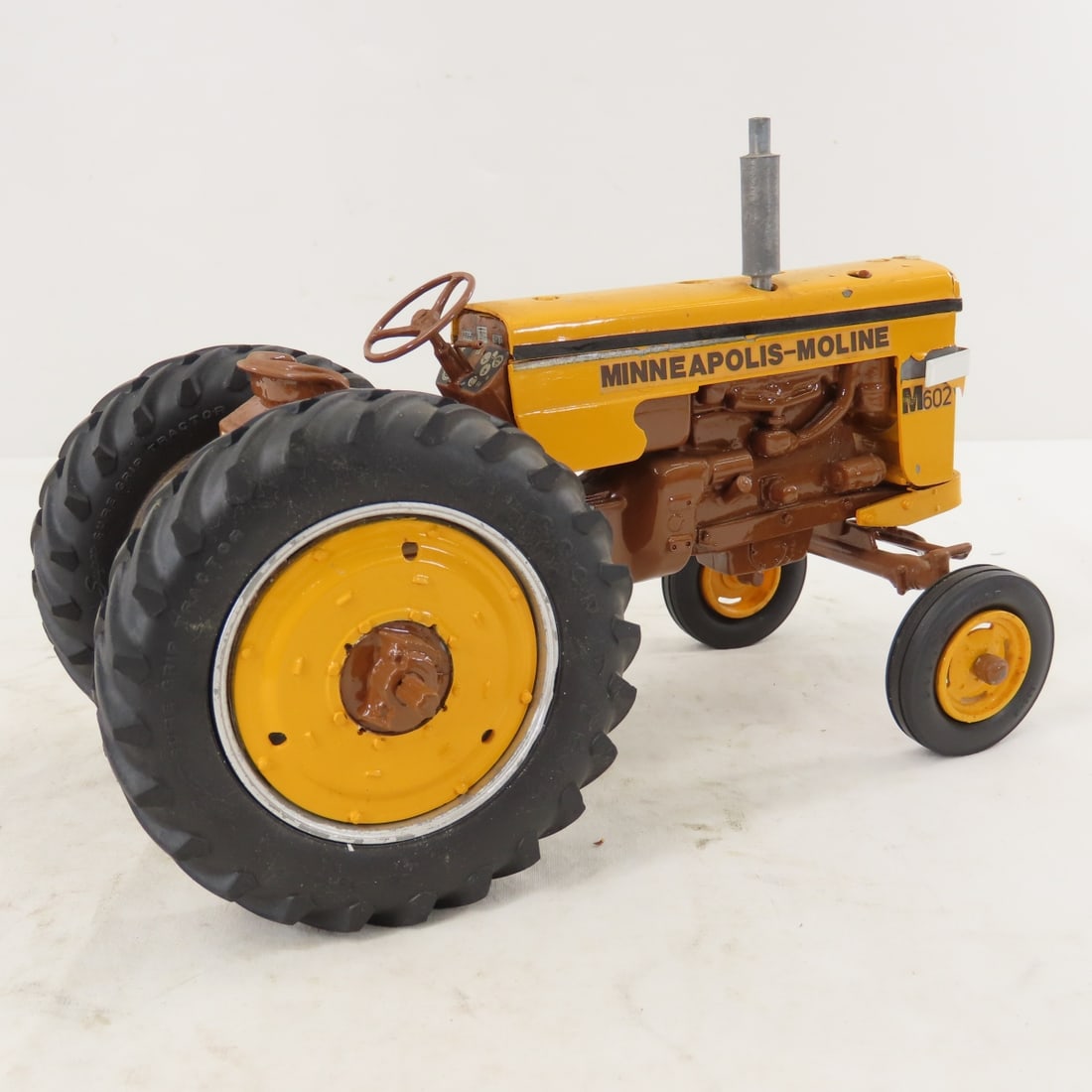 Mohr M-M Brown Belly M602 Tractor- Damaged - 5