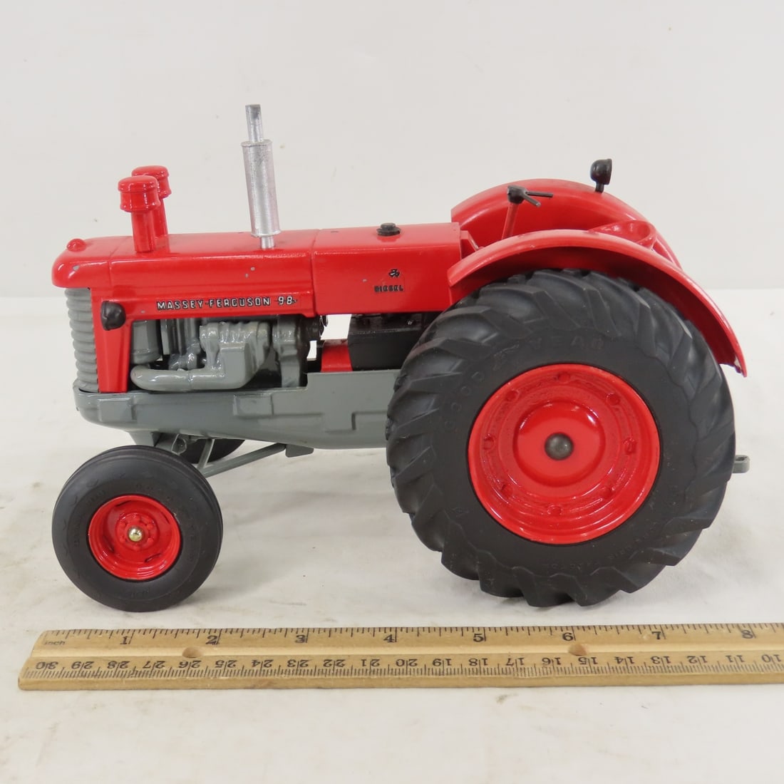 Scratch Built Massey-Ferguson M98 Diesel Tractor - 2