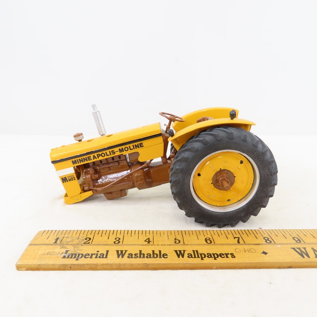 Mohr M-M Brown Belly M602 Tractor -damaged - 3