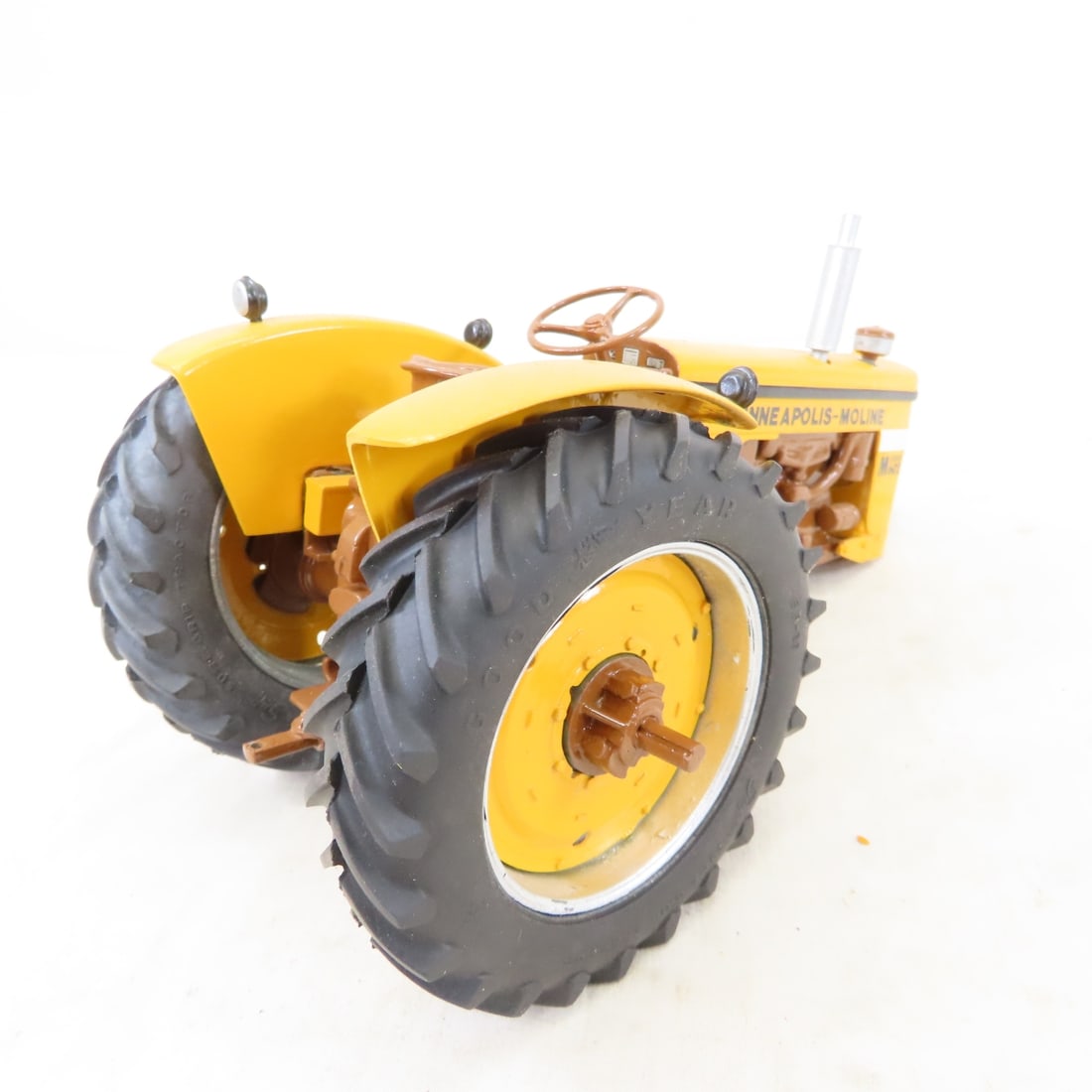 Mohr M-M Brown Belly M602 Tractor -damaged - 6