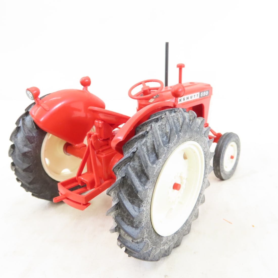 Yoder's Cockshutt 550 Plastic Tractor - 5
