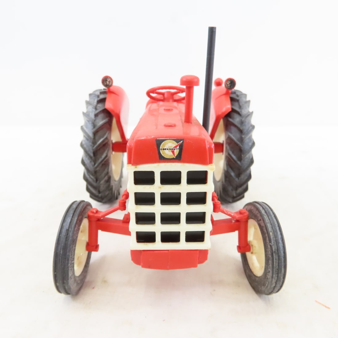 Yoder's Cockshutt 550 Plastic Tractor - 8