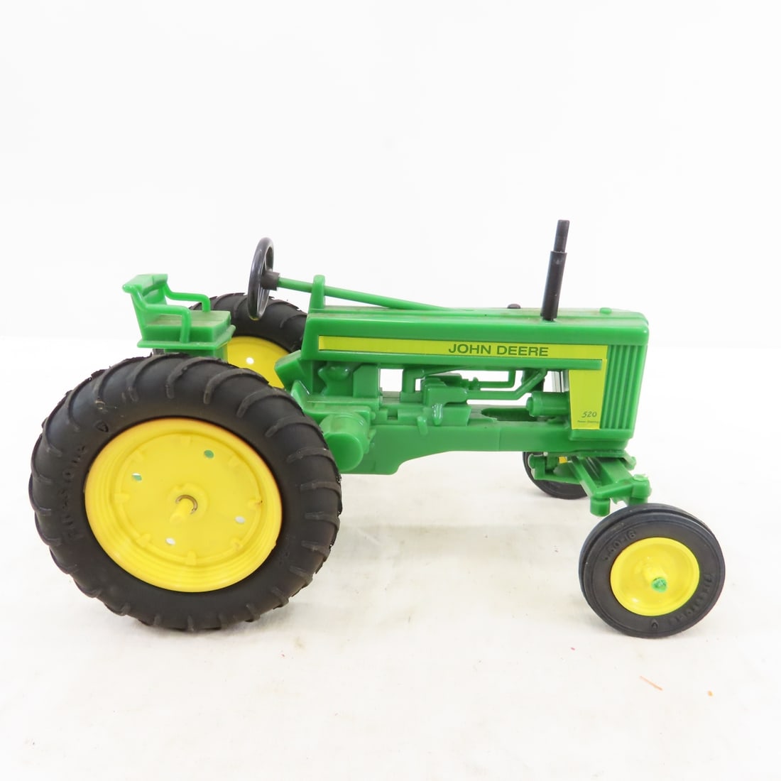 STANDI Toys John Deere 520 Row Crop Tractor - 6