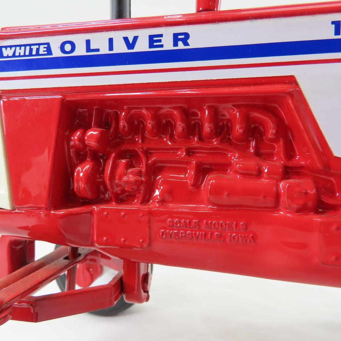 Scale Models White Oliver 1855 WF Tractor - 12