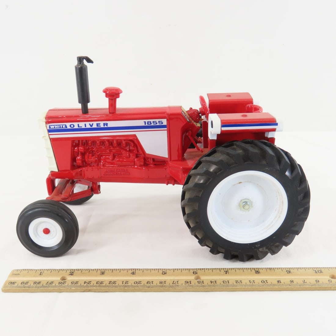 Scale Models White Oliver 1855 WF Tractor - 2