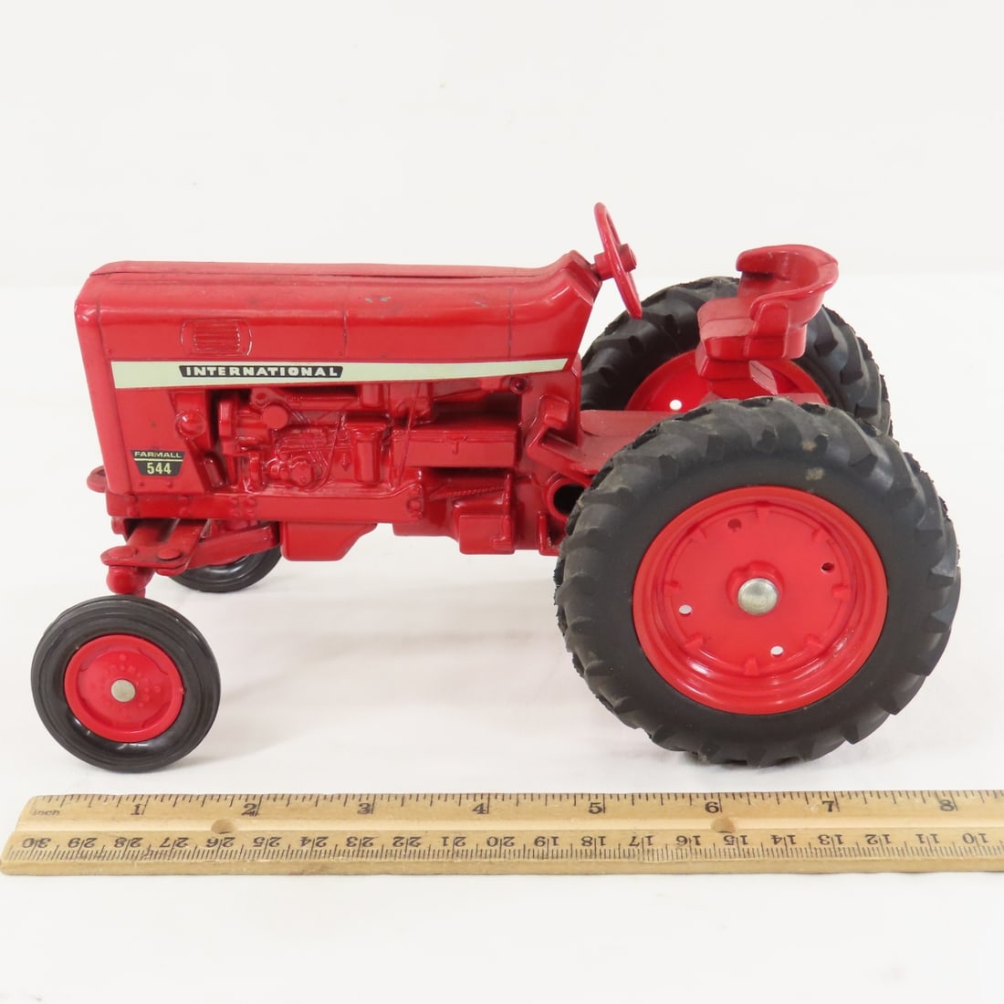 ERTL International Farmall 544 Row Crop Tractor - 2