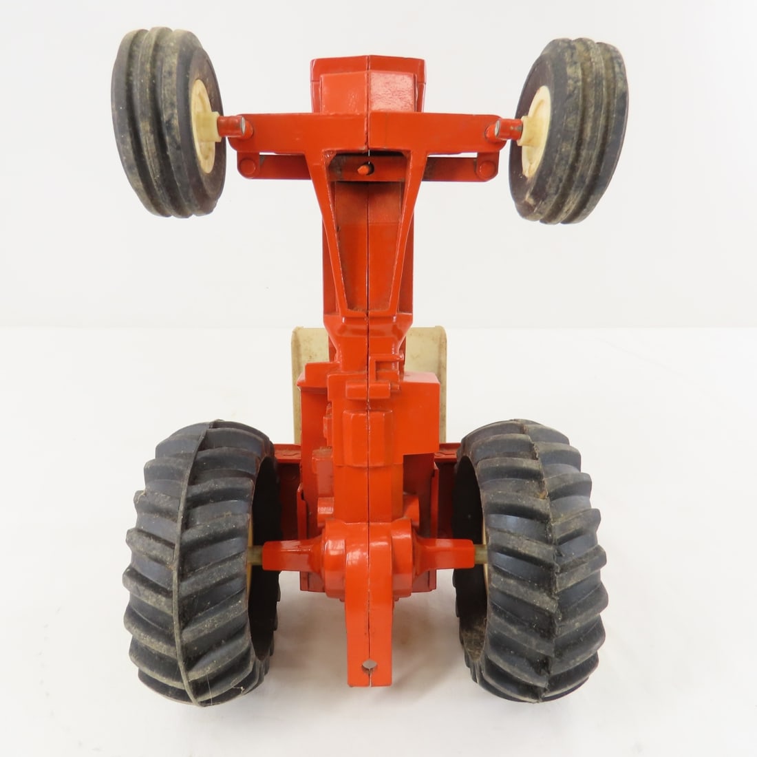 ERTL A-C One-Ninety XT Series III Landhandler - 10
