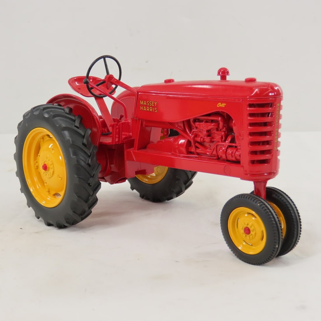 SpecCast Massey-Harris Colt & 22 Tractors - 7