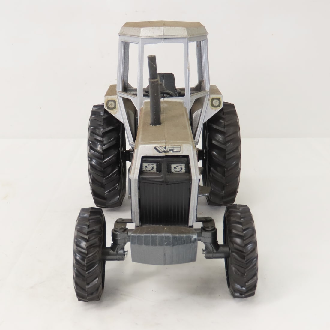 Scale Models WFE 2-135 Field Boss FWA Tractor - 8