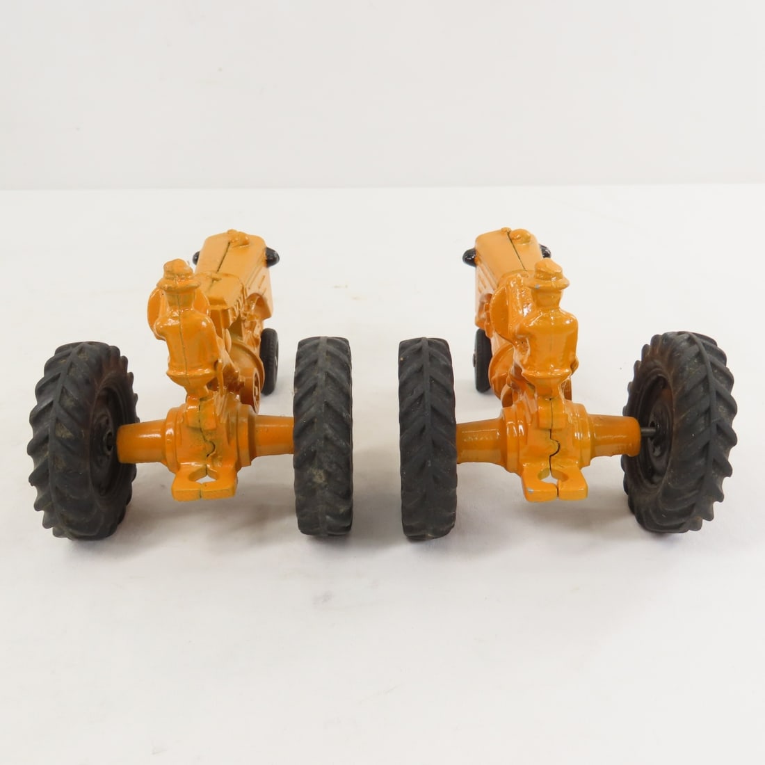 4 Arcade Minneapolis-Moline U Tractors w/Drivers - 5