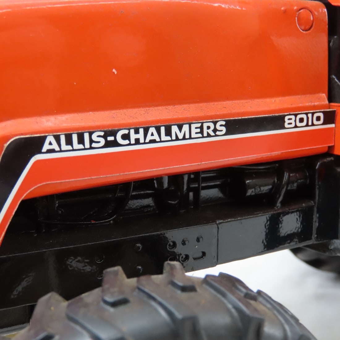 ERTL Allis-Chalmers 8010 FWA Row Crop Tractor - 16