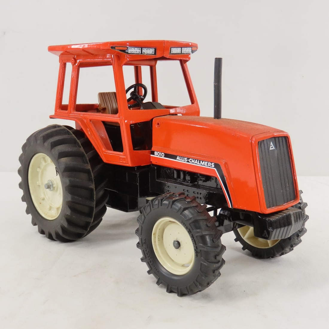 ERTL Allis-Chalmers 8010 FWA Row Crop Tractor - 7