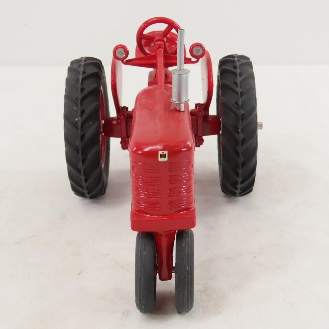 SH Custom IH McCormick Farmall Super H Tractor - 8