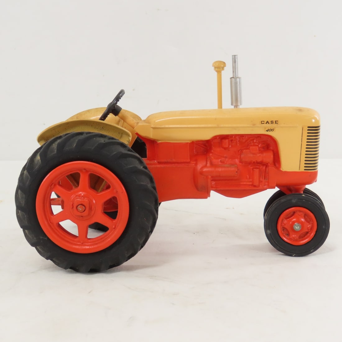 Custom CASE 400 NBF Tractor - 6