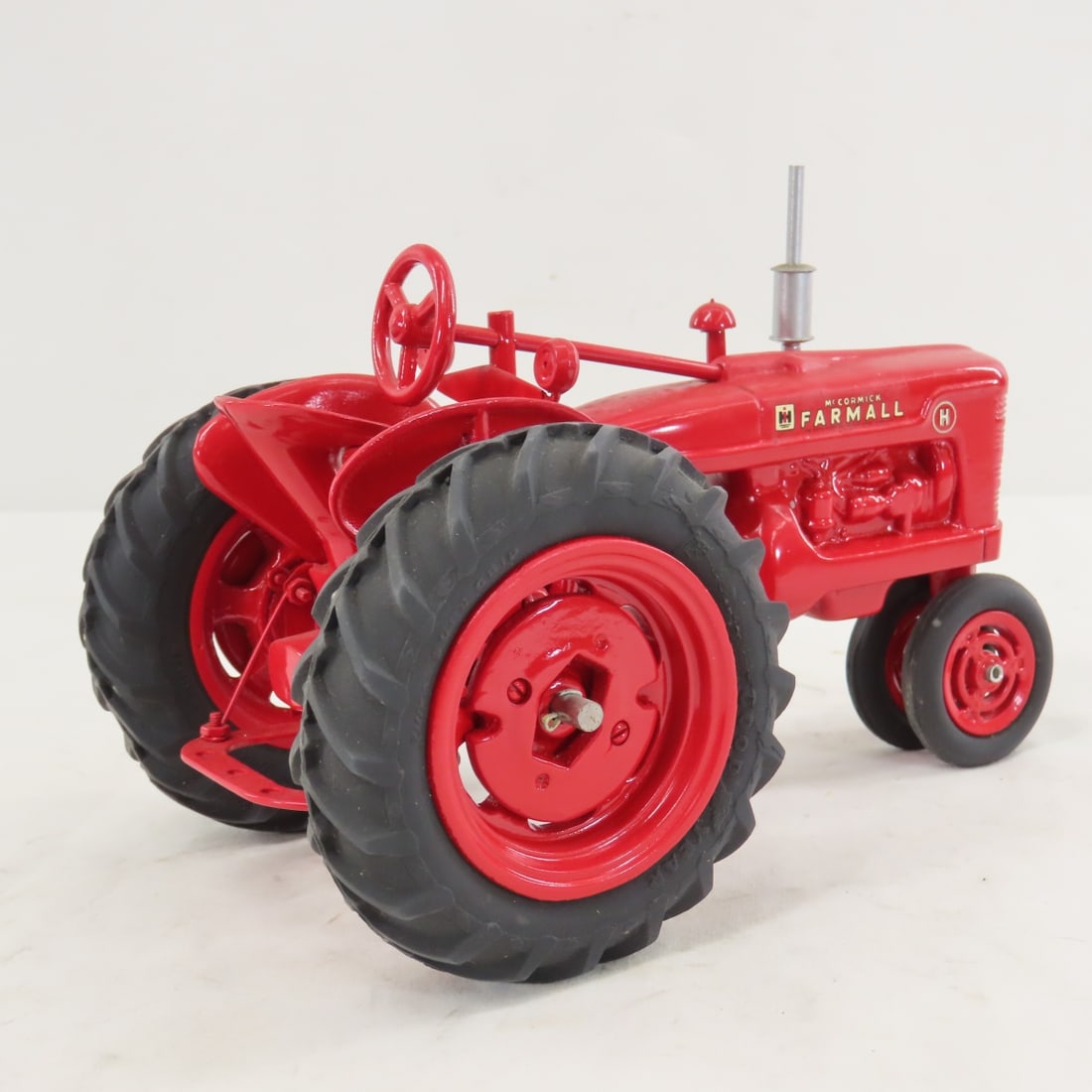 Freiheit IH McCormick Farmall Model H Tractor - 5