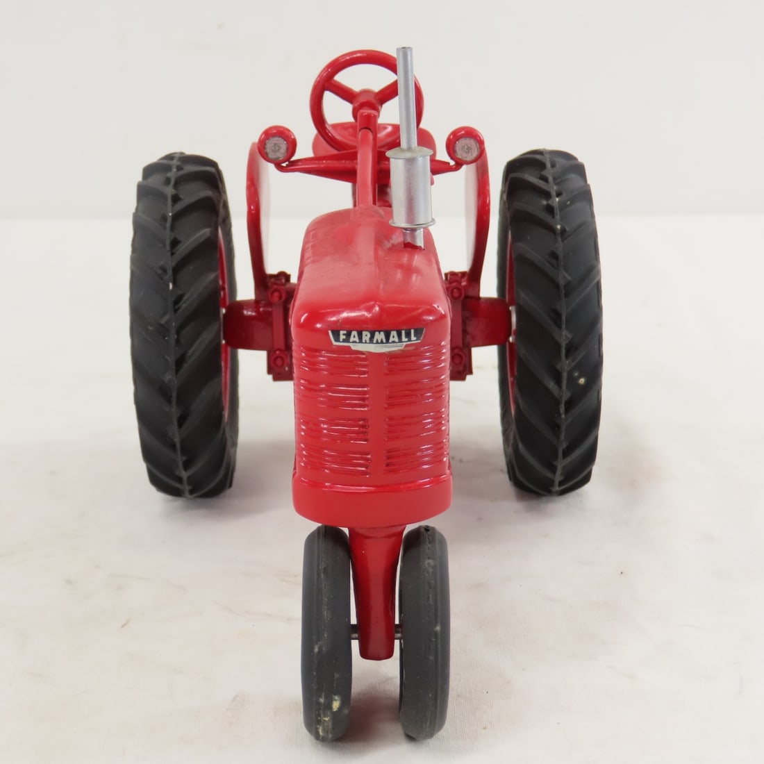 Freiheit IH McCormick Farmall Model H Tractor - 8