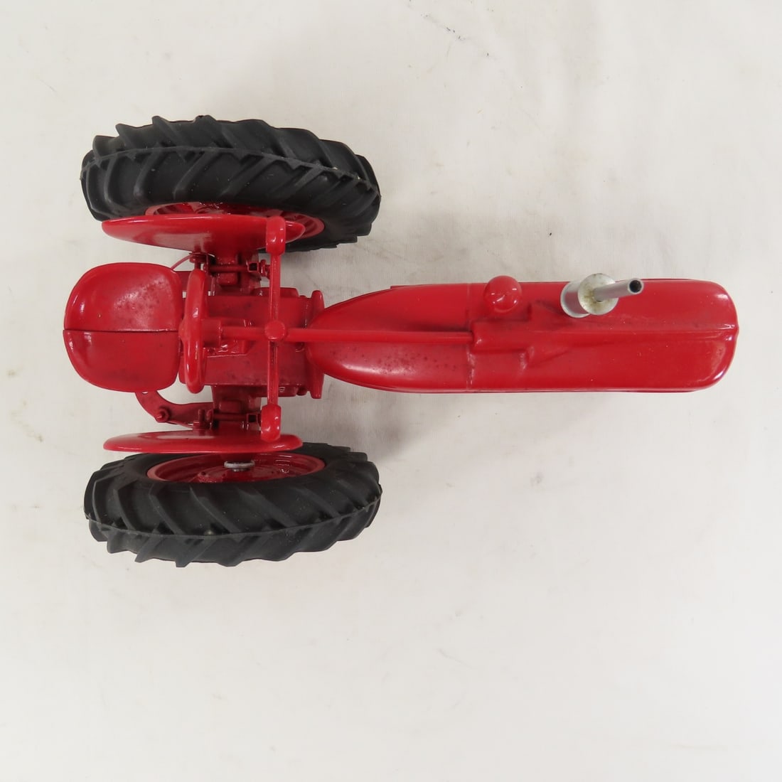 Freiheit IH McCormick Farmall Model H Tractor - 9