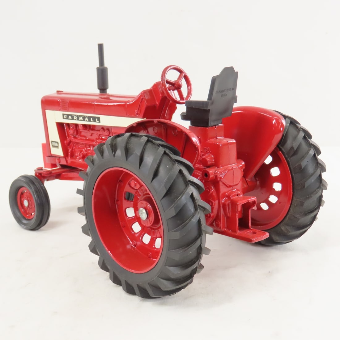 ERTL McCormick Farmall 806 Row Crop Tractor - 3