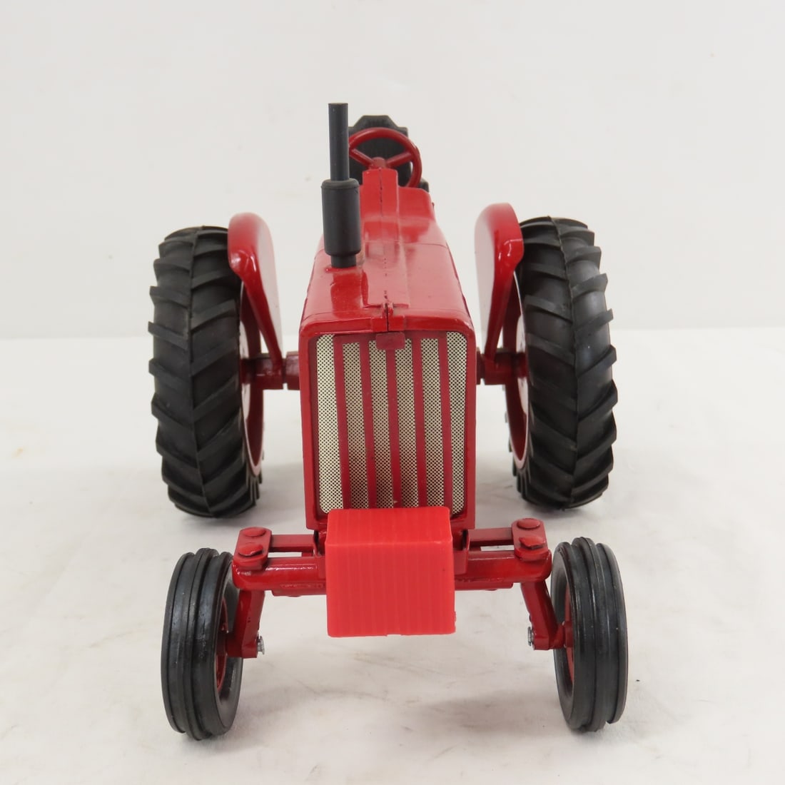 ERTL McCormick Farmall 806 Row Crop Tractor - 8