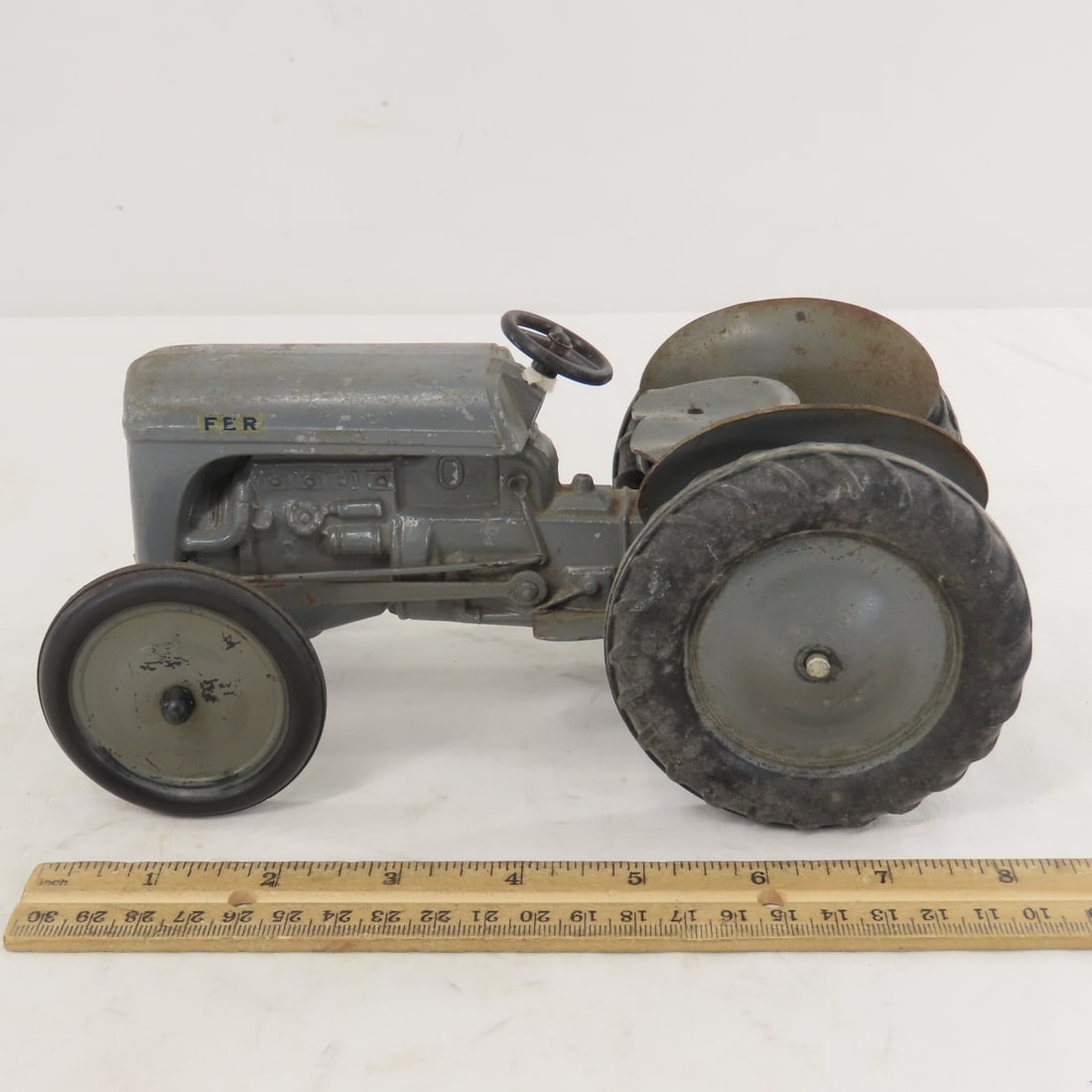 1940's Advanced Products Ferguson TO-20 Tractor - 2