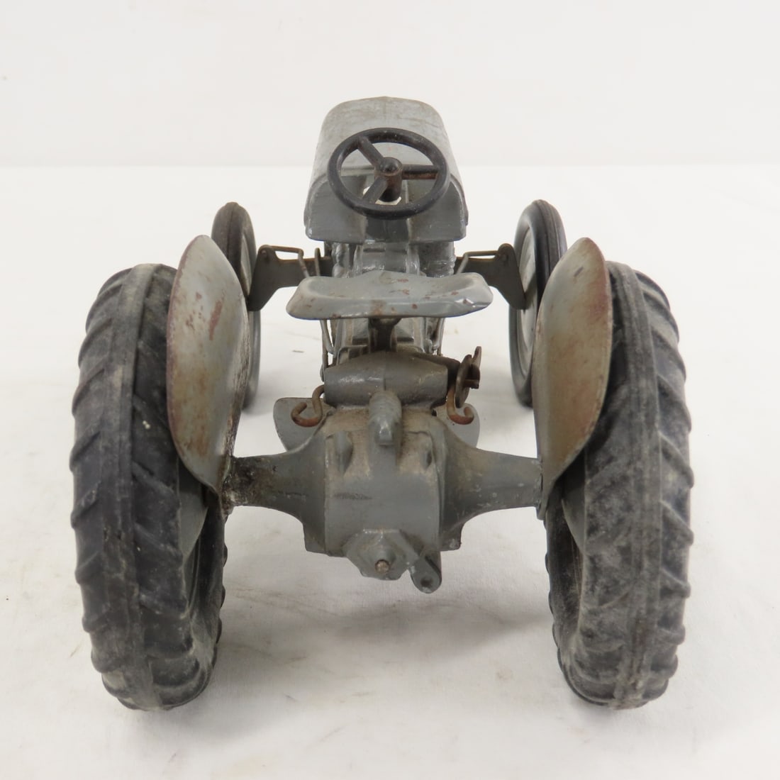 1940's Advanced Products Ferguson TO-20 Tractor - 4