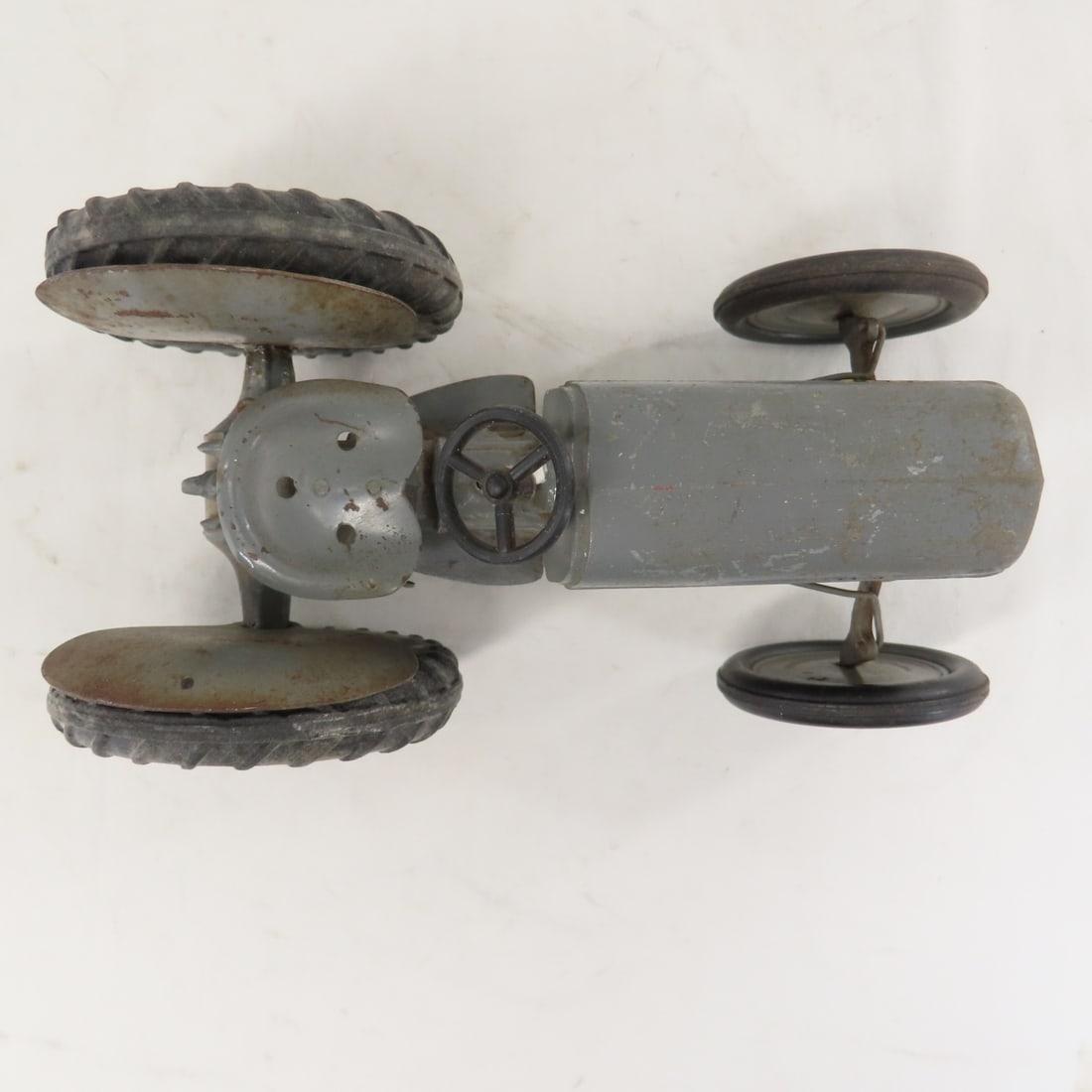 1940's Advanced Products Ferguson TO-20 Tractor - 9