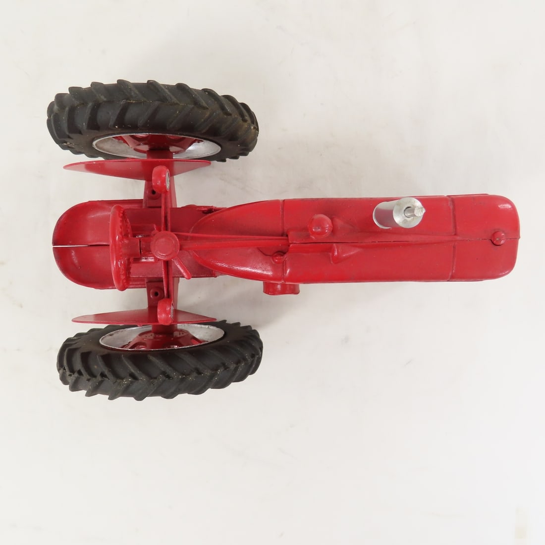 ERTL IH McCormick Farmall Super M Tractor - 9