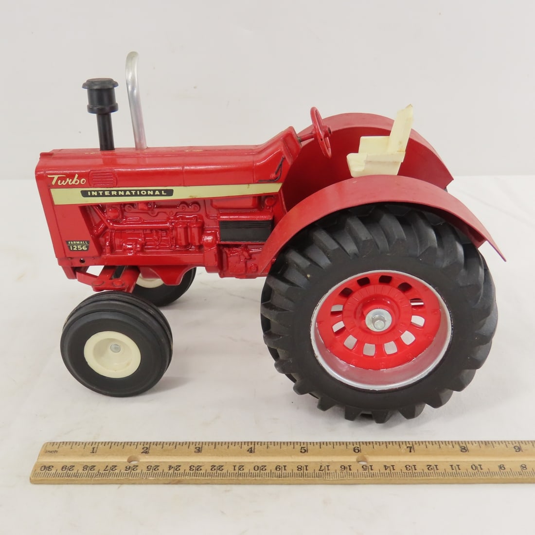 ERTL International Farmall 1256 Turbo II Tractor - 2