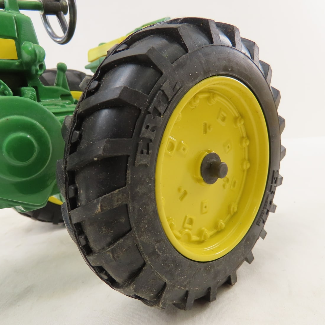 ERTL JD 720 Tractor 1994 Toy Tractor Times Edition - 19