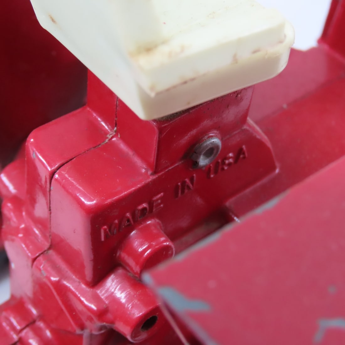 ERTL International Farmall 1026 Hydro Tractor - 12