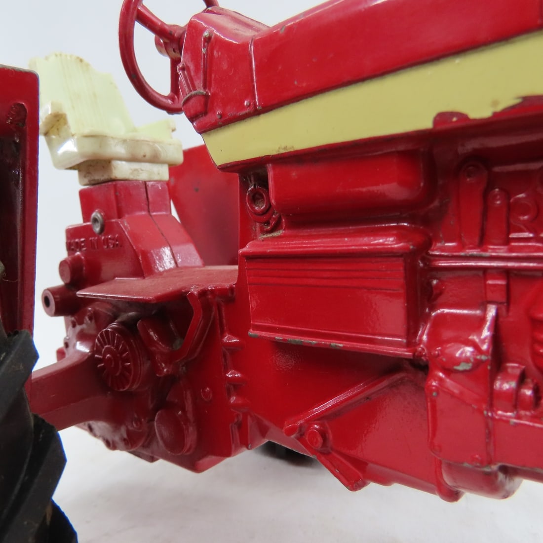 ERTL International Farmall 1026 Hydro Tractor - 14