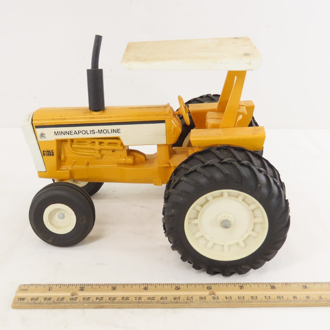 ERTL Minneapolis-Moline G1355 WF Row Crop Tractor - 2