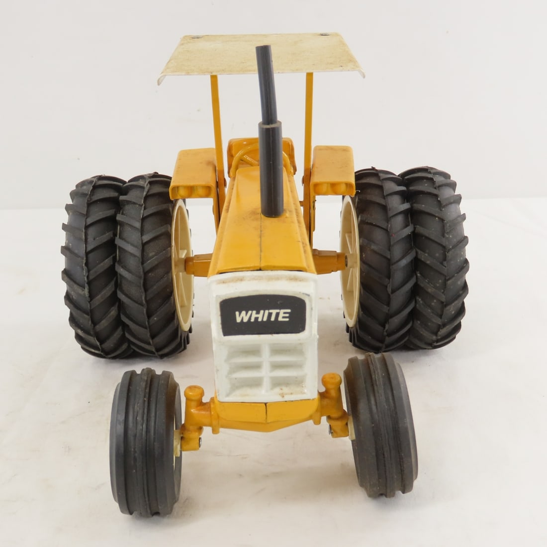 ERTL Minneapolis-Moline G1355 WF Row Crop Tractor - 8