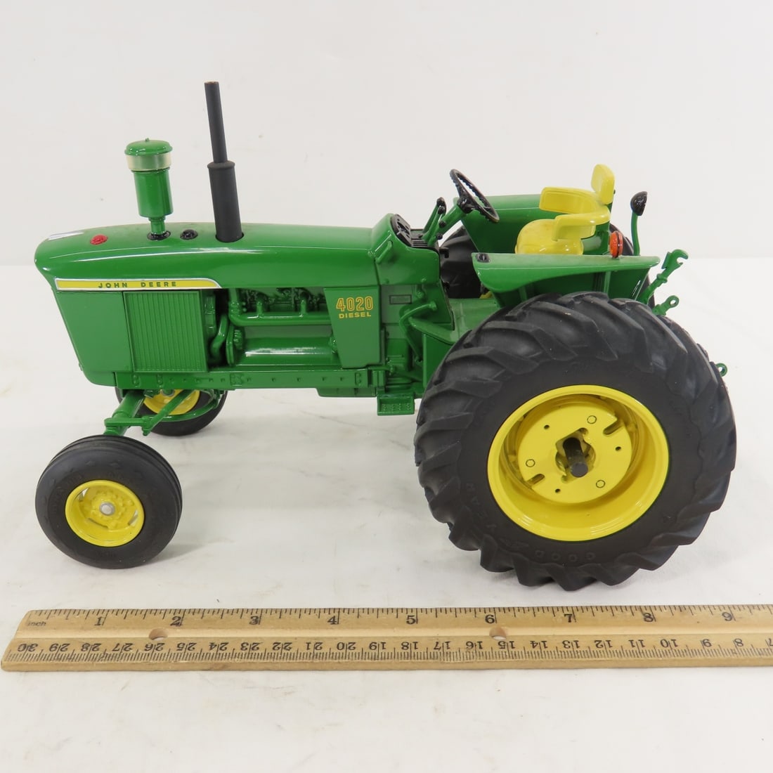 ERTL Precision John Deere 4020 WF Diesel Tractor - 2