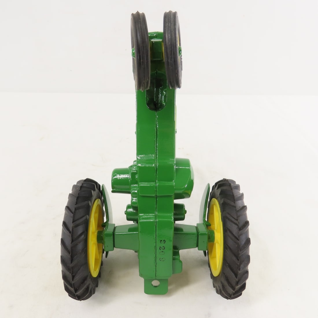 ERTL John Deere 630 NF Row Crop Tractor - 10
