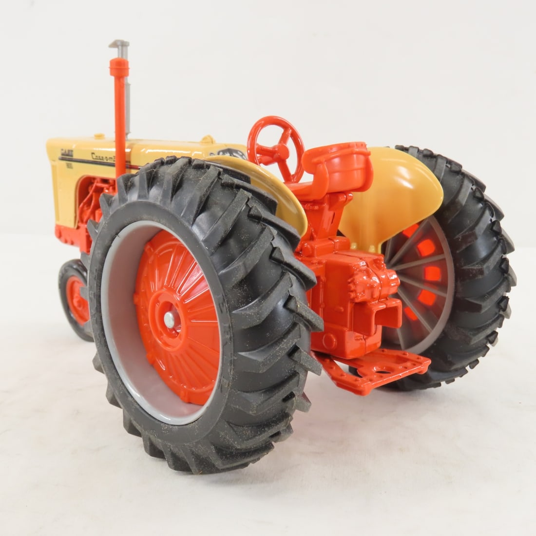 ERTL CASE 800 Case-o-Matic Diesel NF Tractor - 3