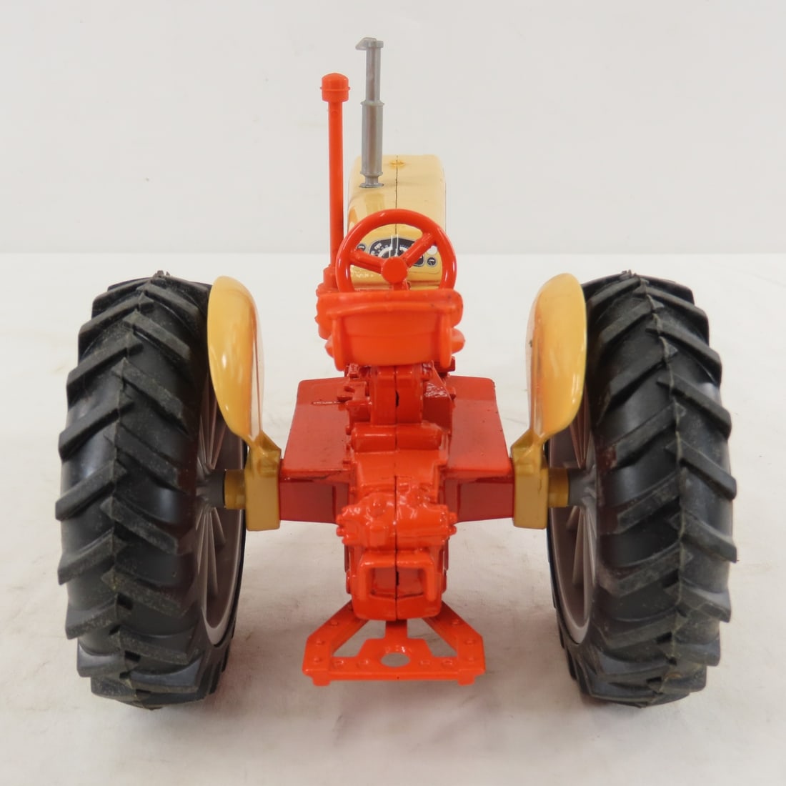 ERTL CASE 800 Case-o-Matic Diesel NF Tractor - 4