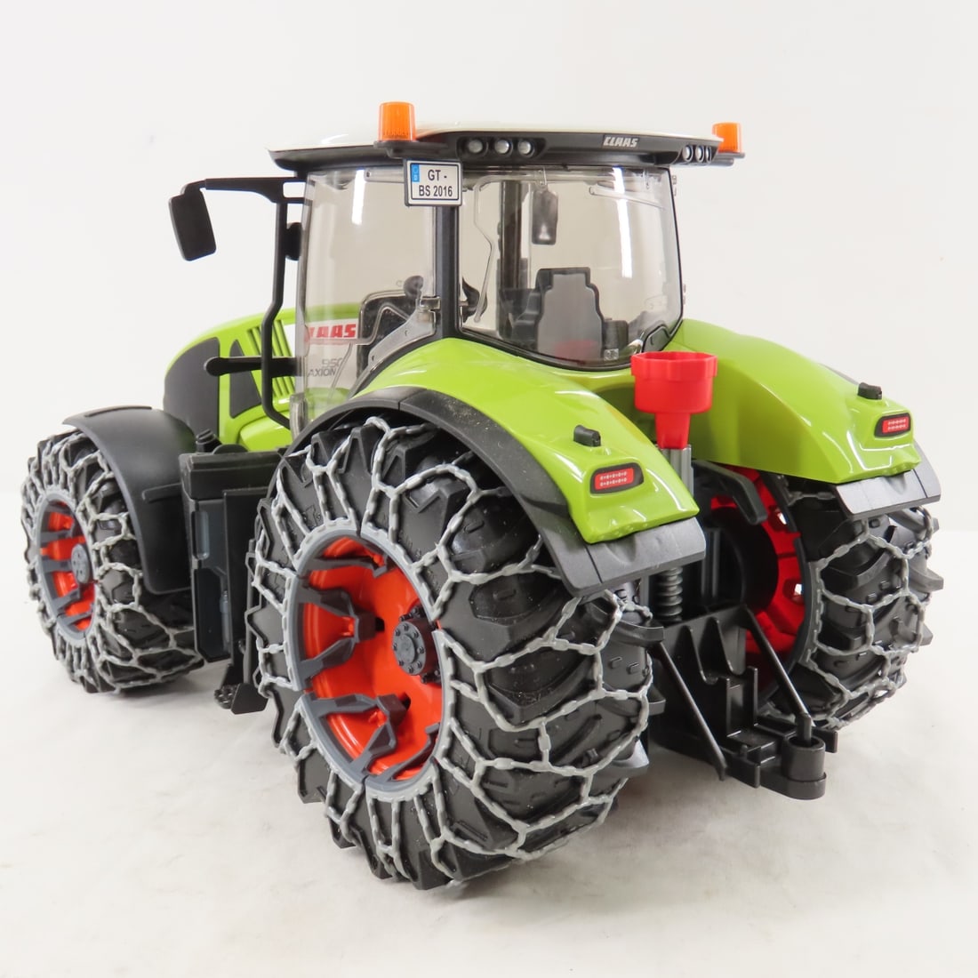 Bruder CLAAS 950 AXION Tractor with Snow Chains - 3