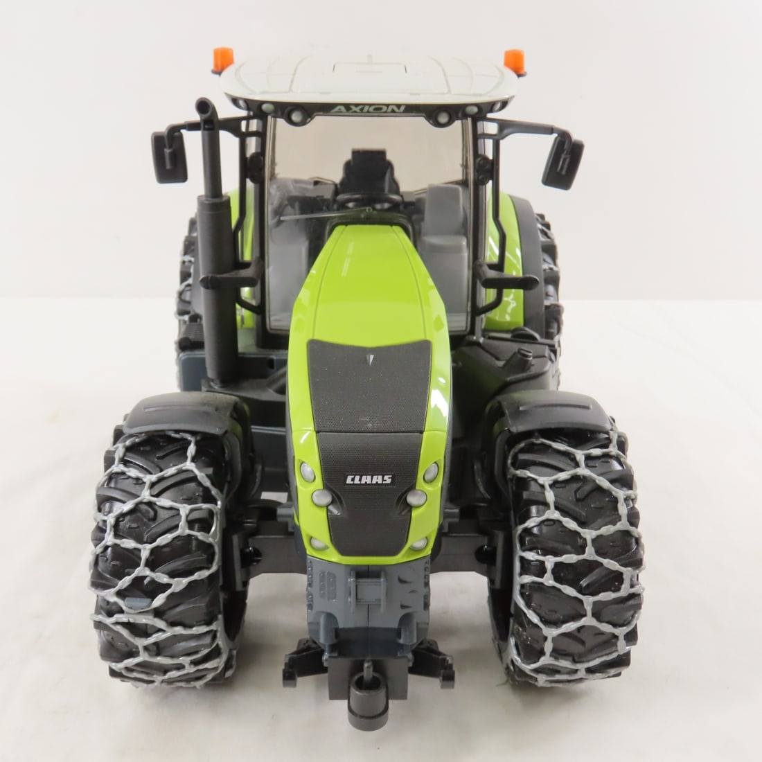 Bruder CLAAS 950 AXION Tractor with Snow Chains - 8
