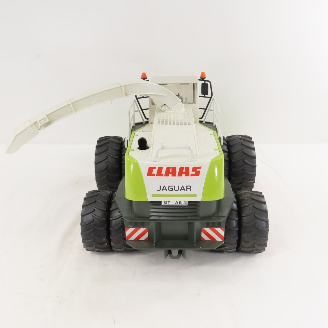 Bruder CLAAS Jaguar 900 with RU600 Field Chopper - 4
