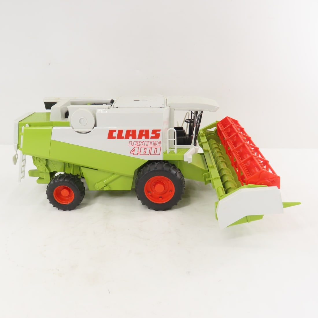 Bruder CLAAS LEXION 480 Combine Harvester - 6