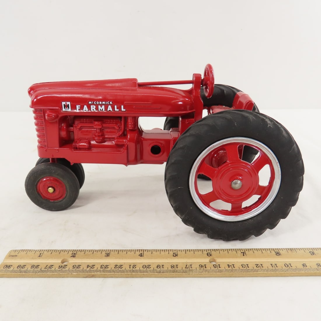 2 Hubley Repaint IH McCormick Farmall NF Tractors - 2