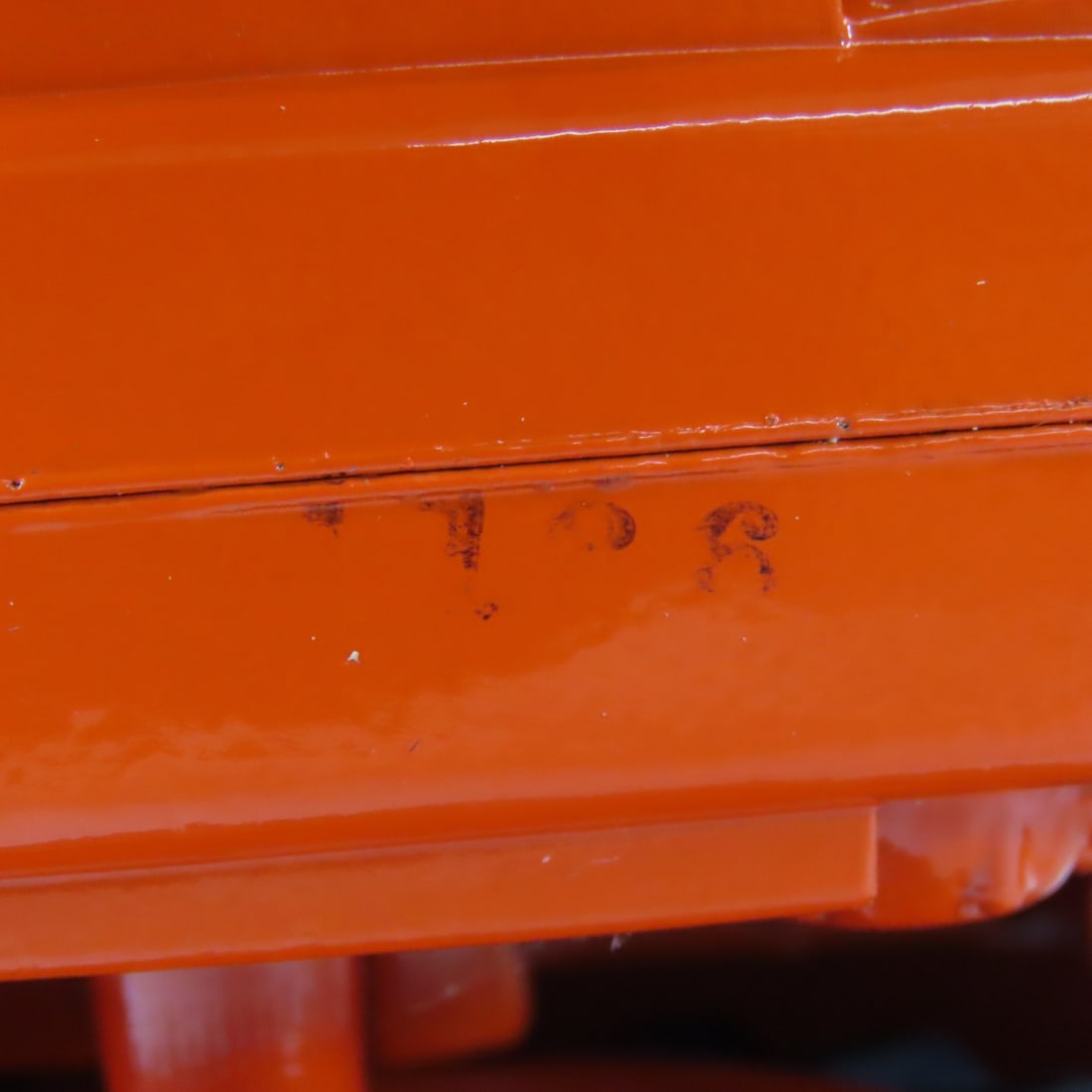 ERTL CASE 600 Tractor 1/16 Desert Sunset Diecast - 13