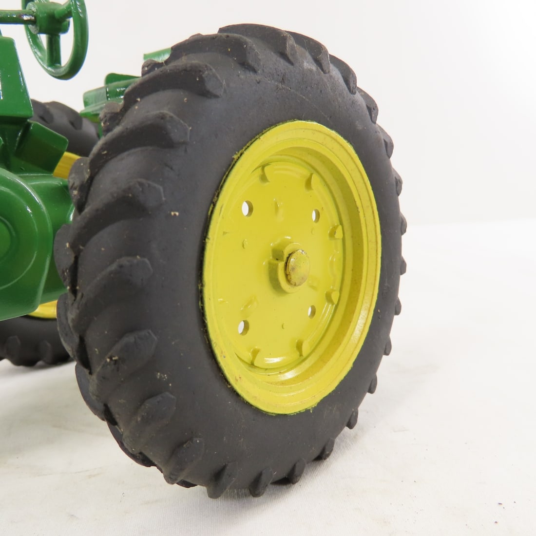 ESKA John Deere 70 NF Row Crop Tractor - 15