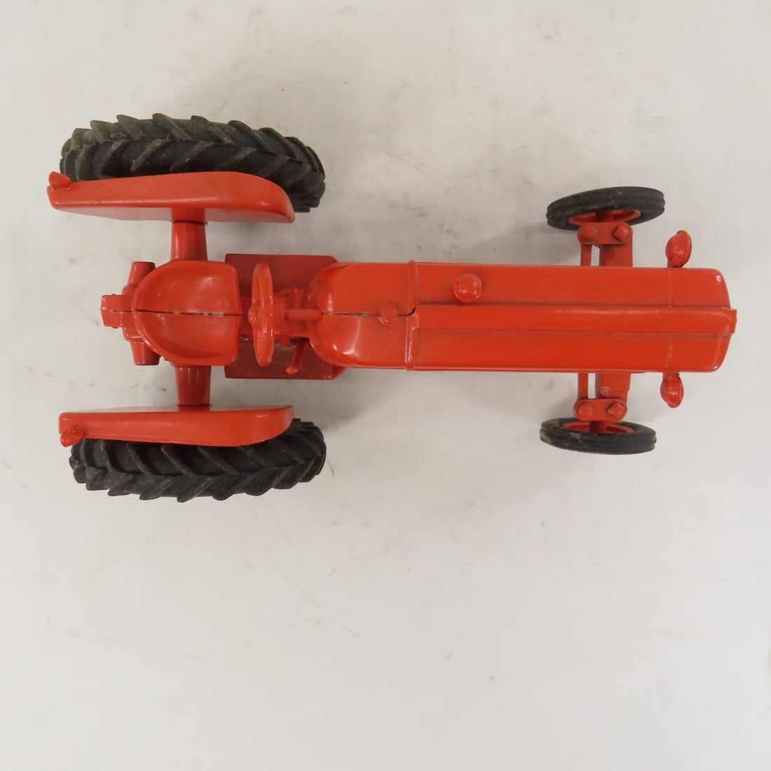 ESKA Allis-Chalmers D17 WF Tractor Repaint - 9