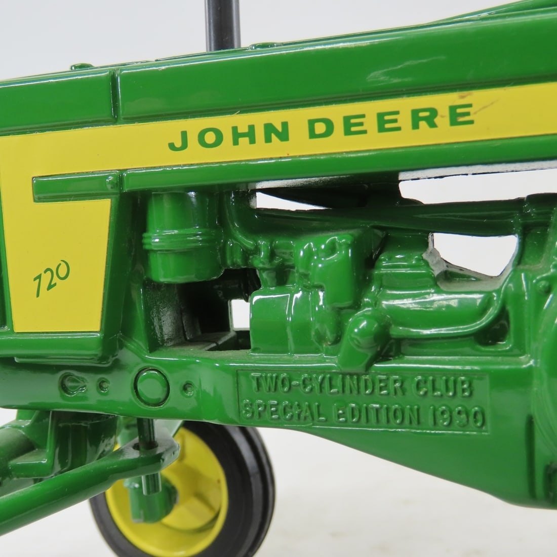 ERTL John Deere 720 Two-Cylinder Club Sp. Ed. 1990 - 17