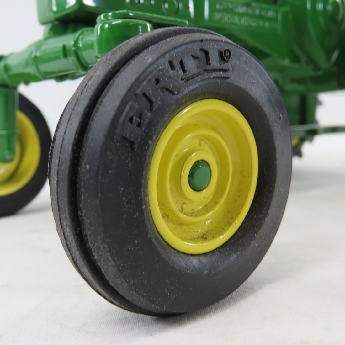 ERTL John Deere 720 Two-Cylinder Club Sp. Ed. 1990 - 19