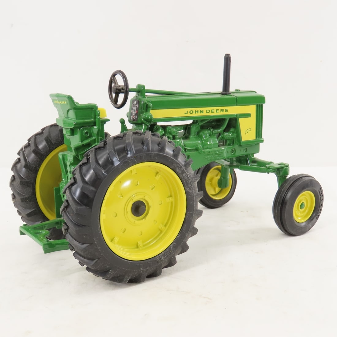 ERTL John Deere 720 Two-Cylinder Club Sp. Ed. 1990 - 5