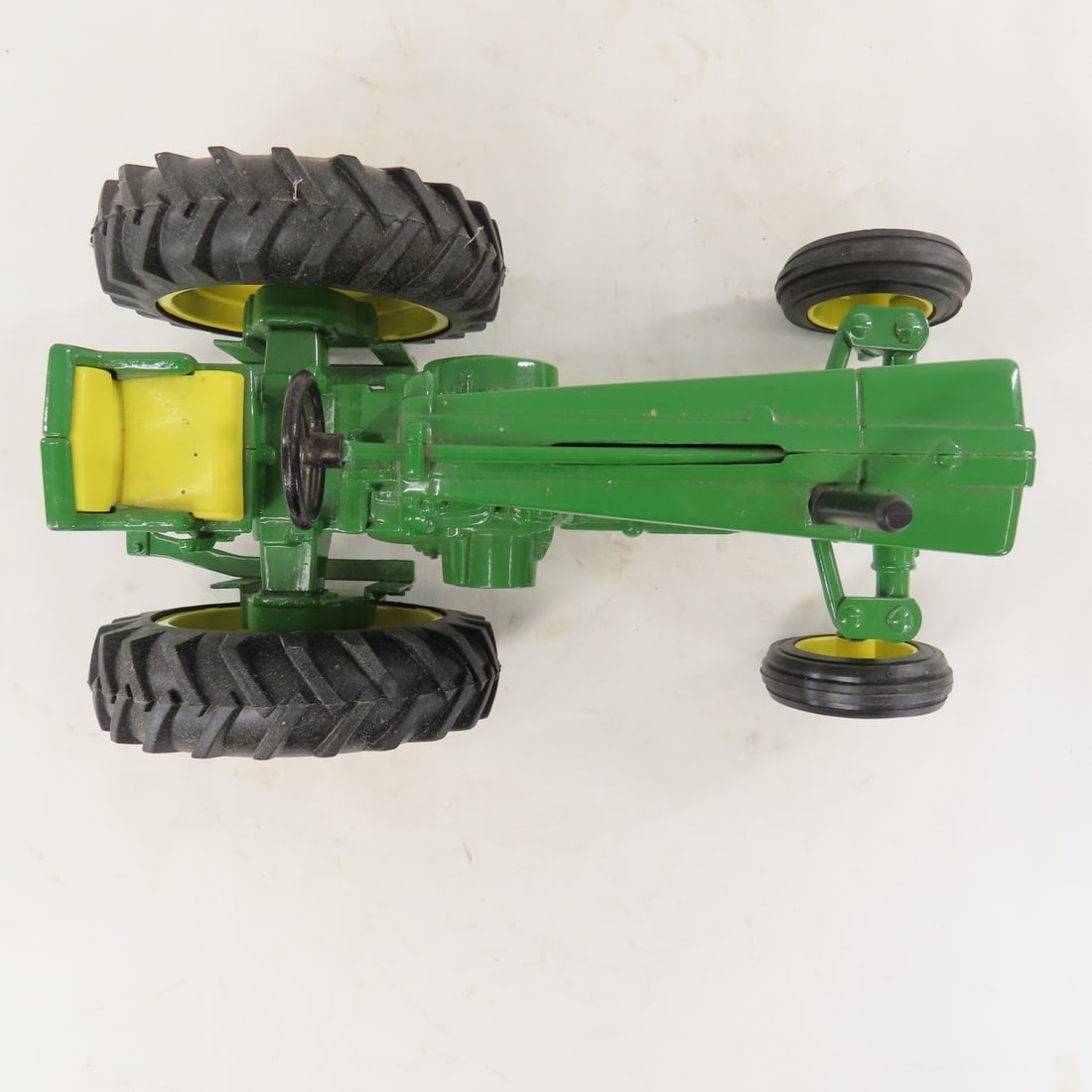 ERTL John Deere 720 Two-Cylinder Club Sp. Ed. 1990 - 9