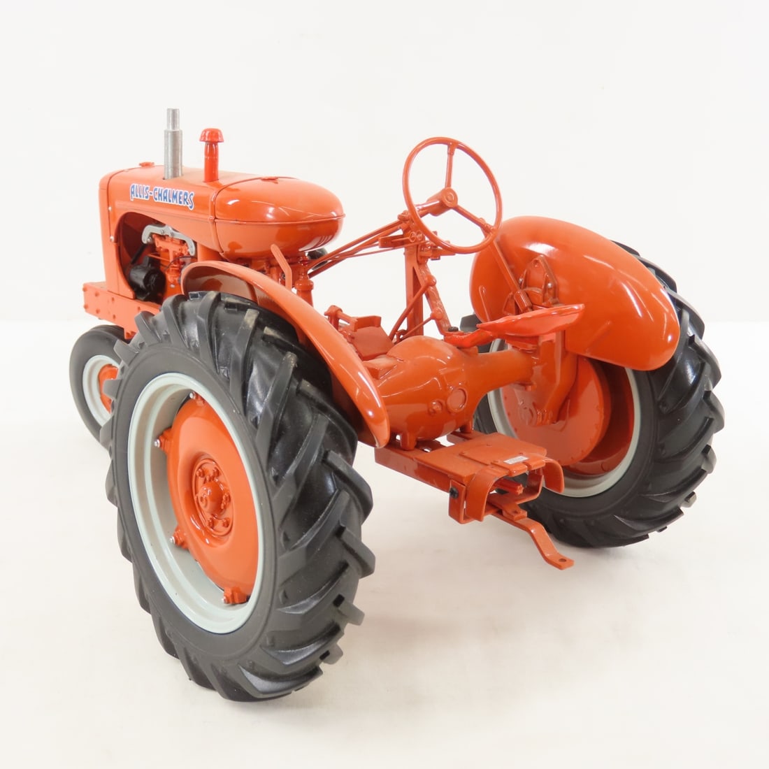 Franklin Mint Allis-Chalmers WC Row Crop Tractor - 3